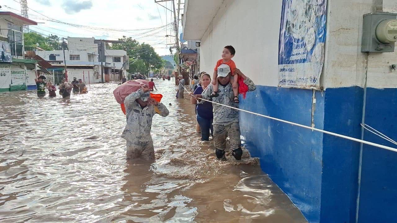 El Gobierno de México brinda apoyo y protección a las comunidades afectadas por las intensas lluvias
